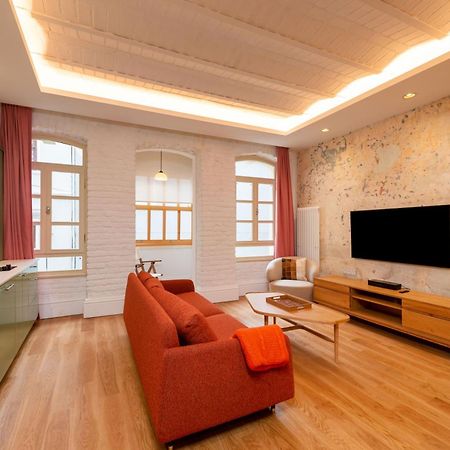 Mayer Liberty Apartments Istanbul Bagian luar foto