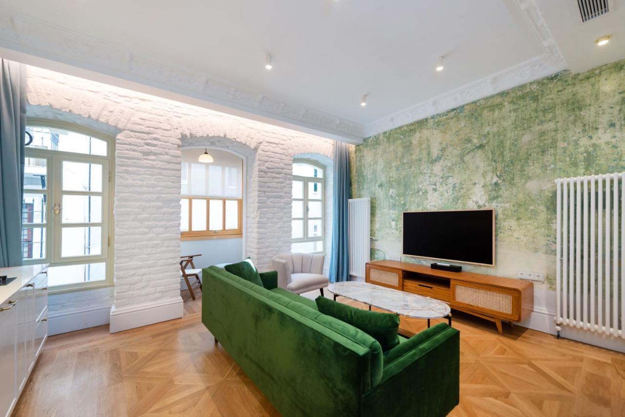Mayer Liberty Apartments Istanbul Bagian luar foto