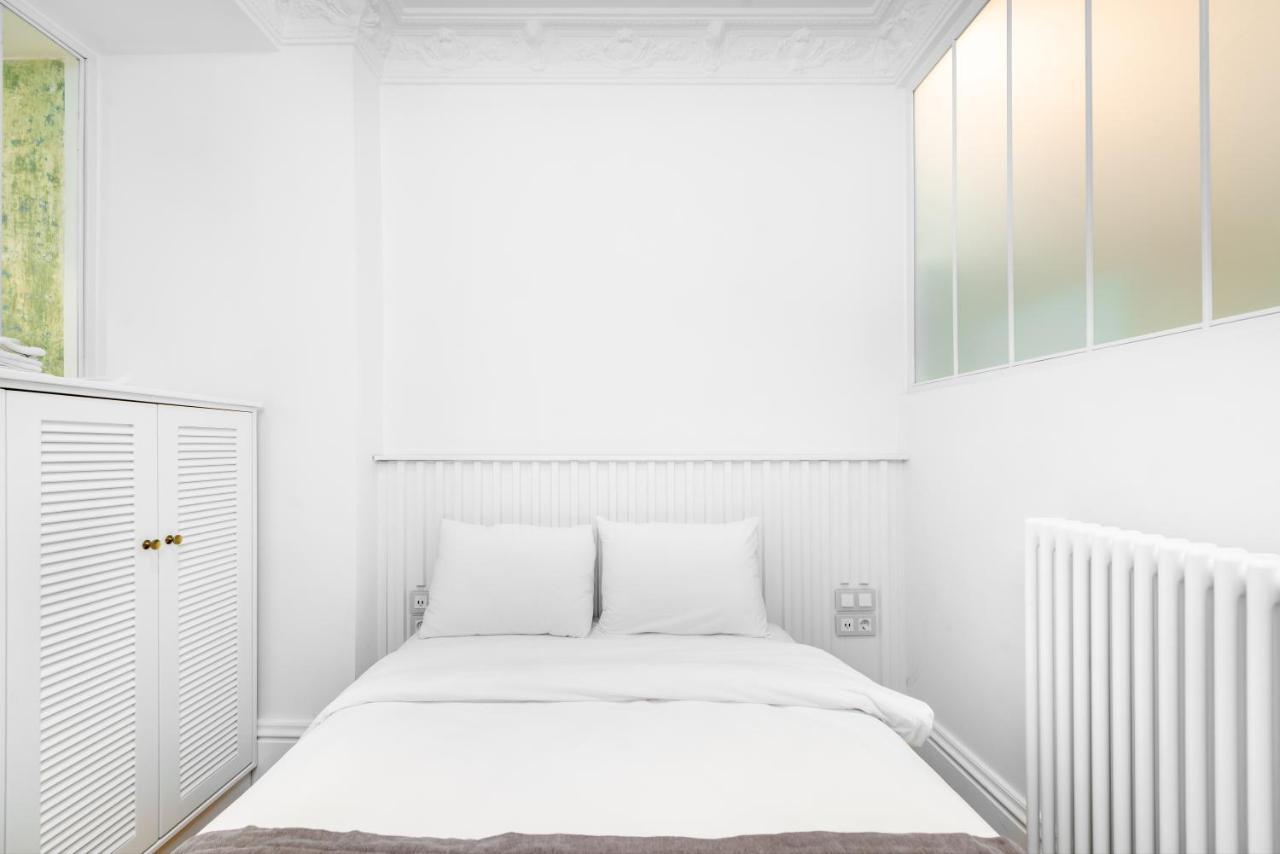 Mayer Liberty Apartments Istanbul Bagian luar foto