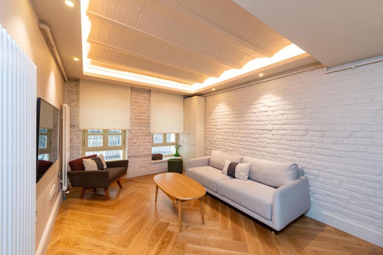 Mayer Liberty Apartments Istanbul Bagian luar foto