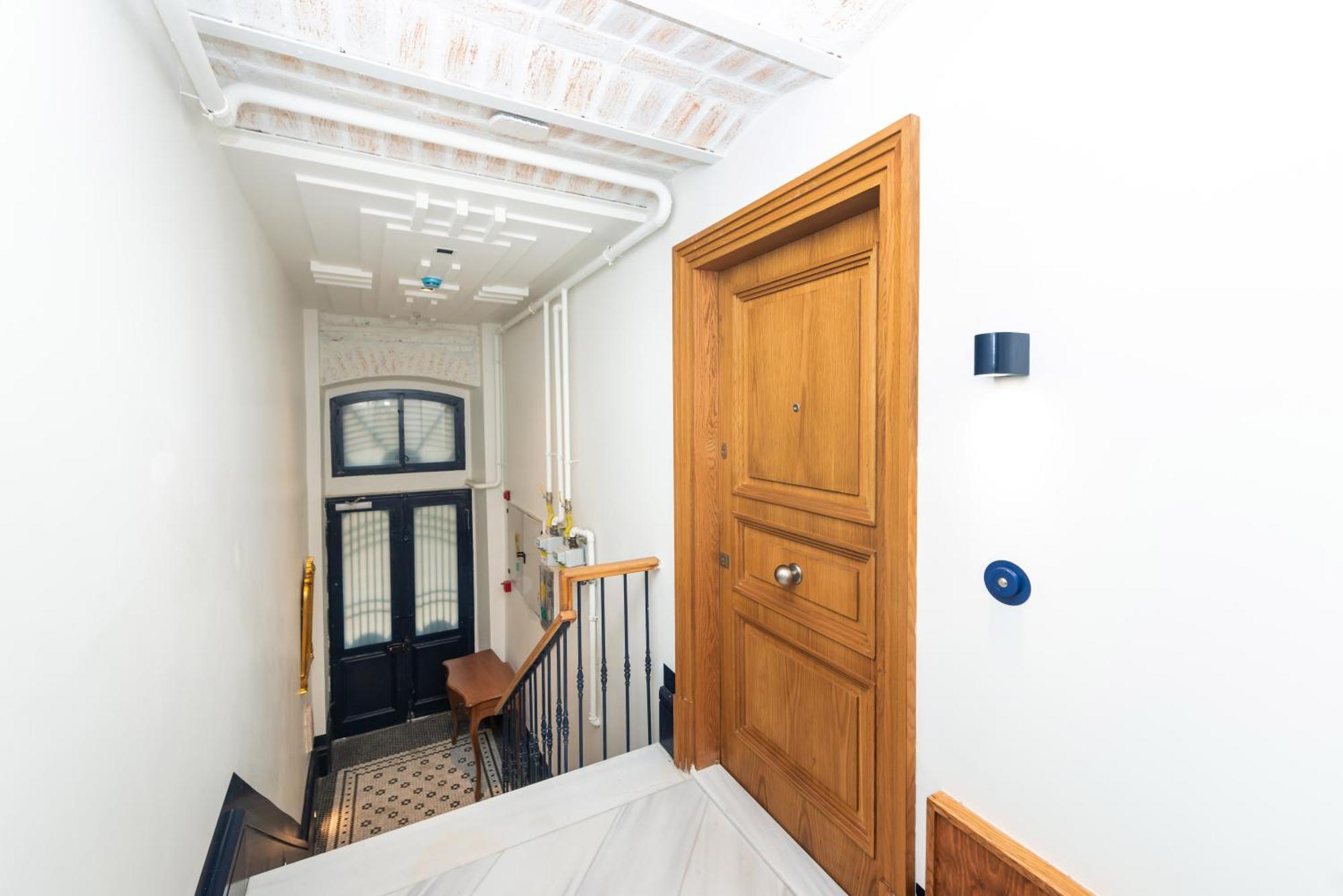 Mayer Liberty Apartments Istanbul Bagian luar foto
