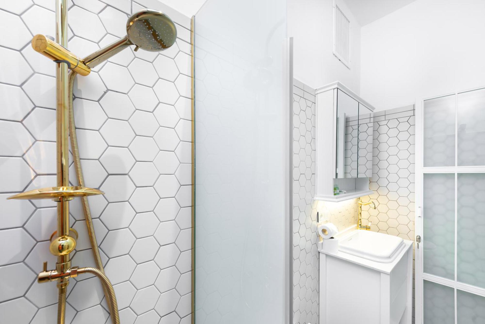 Mayer Liberty Apartments Istanbul Bagian luar foto